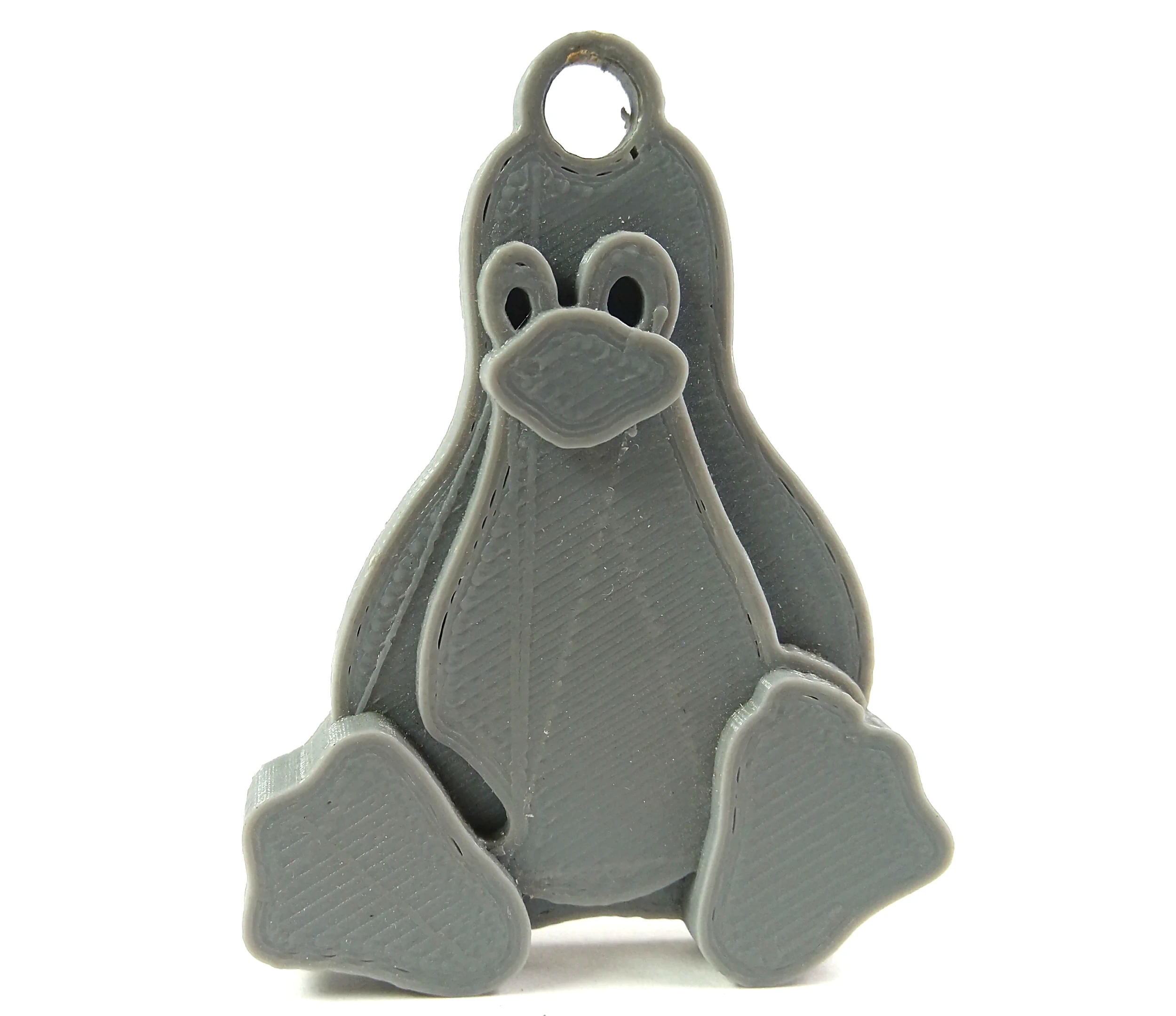 Linux Tux keychain https://thingiverse.com/thing:2493801